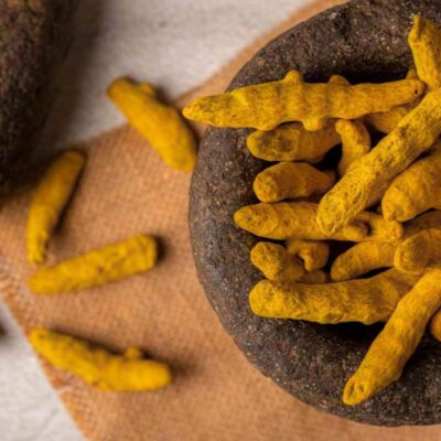 Dried Turmeric & Powder